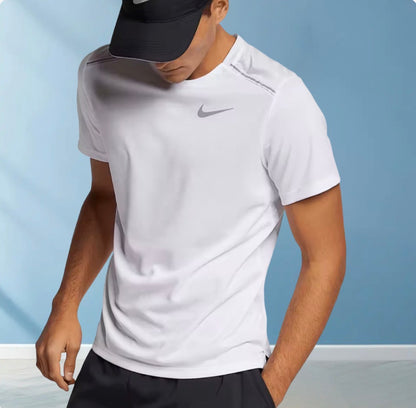 T’shirt Nike running blanc